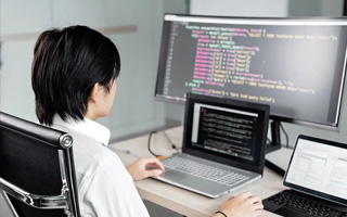 北京 php是什么语言,php是什么？